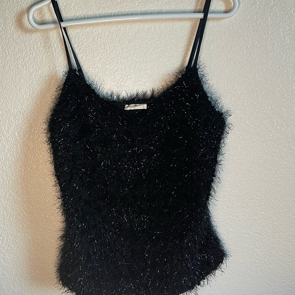 Ember adjustable straps tank fuzzy black and silver through out